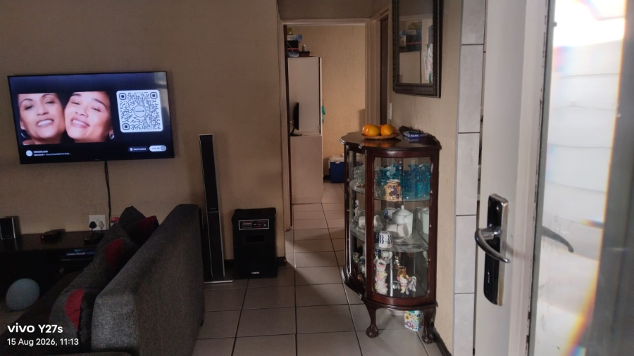 2 Bedroom Property for Sale in Bernadino Heights Western Cape
